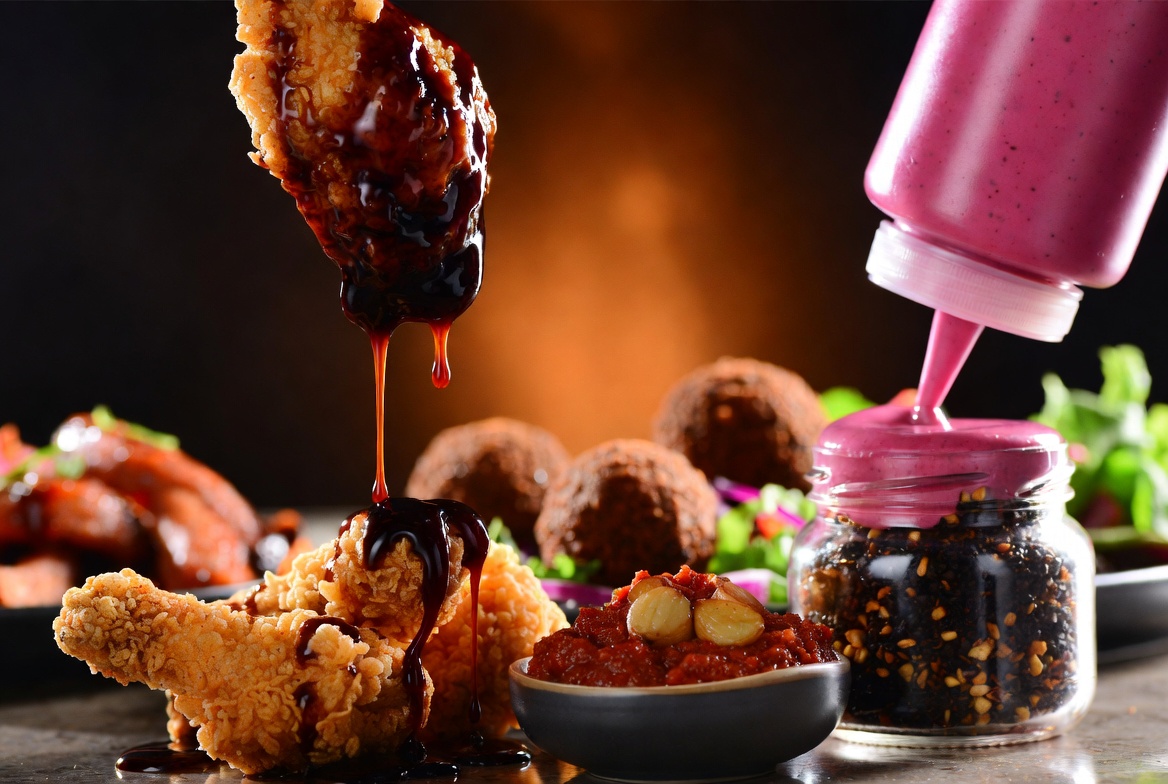 Top 5 Sauce Categories Trending in Middle Eastern F&B